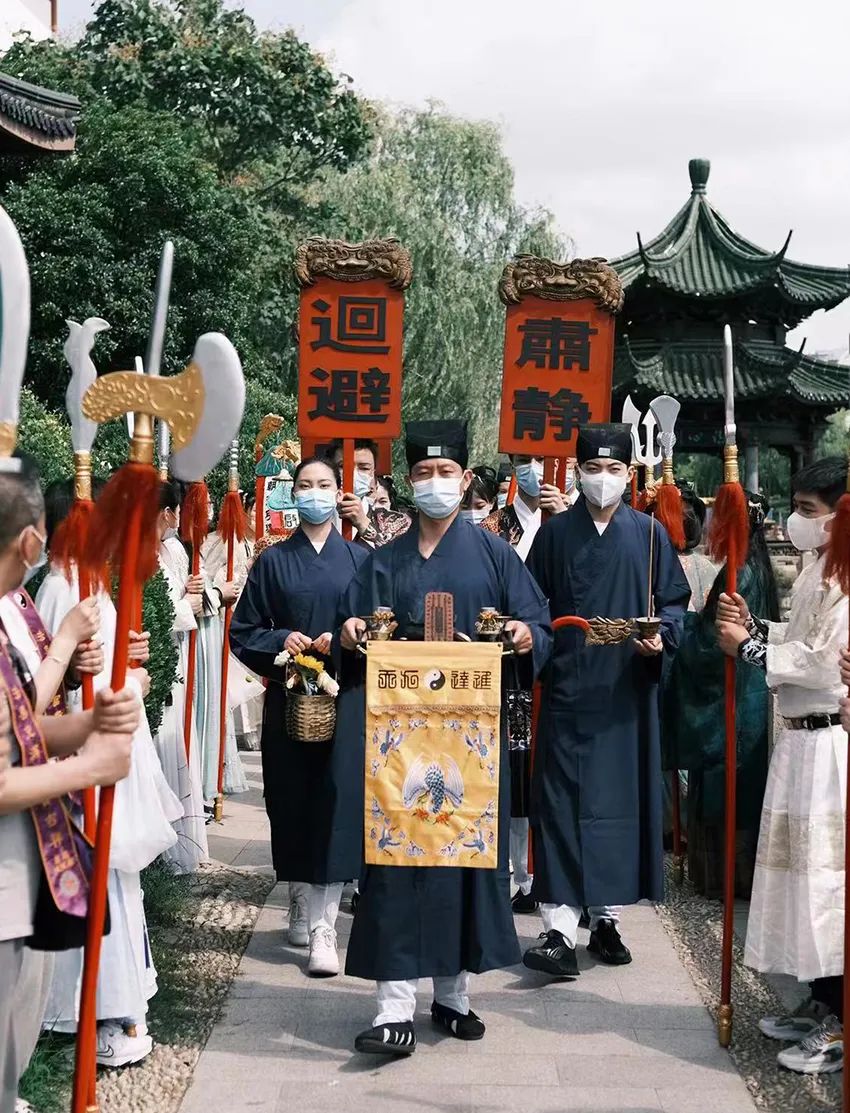 仪仗导引