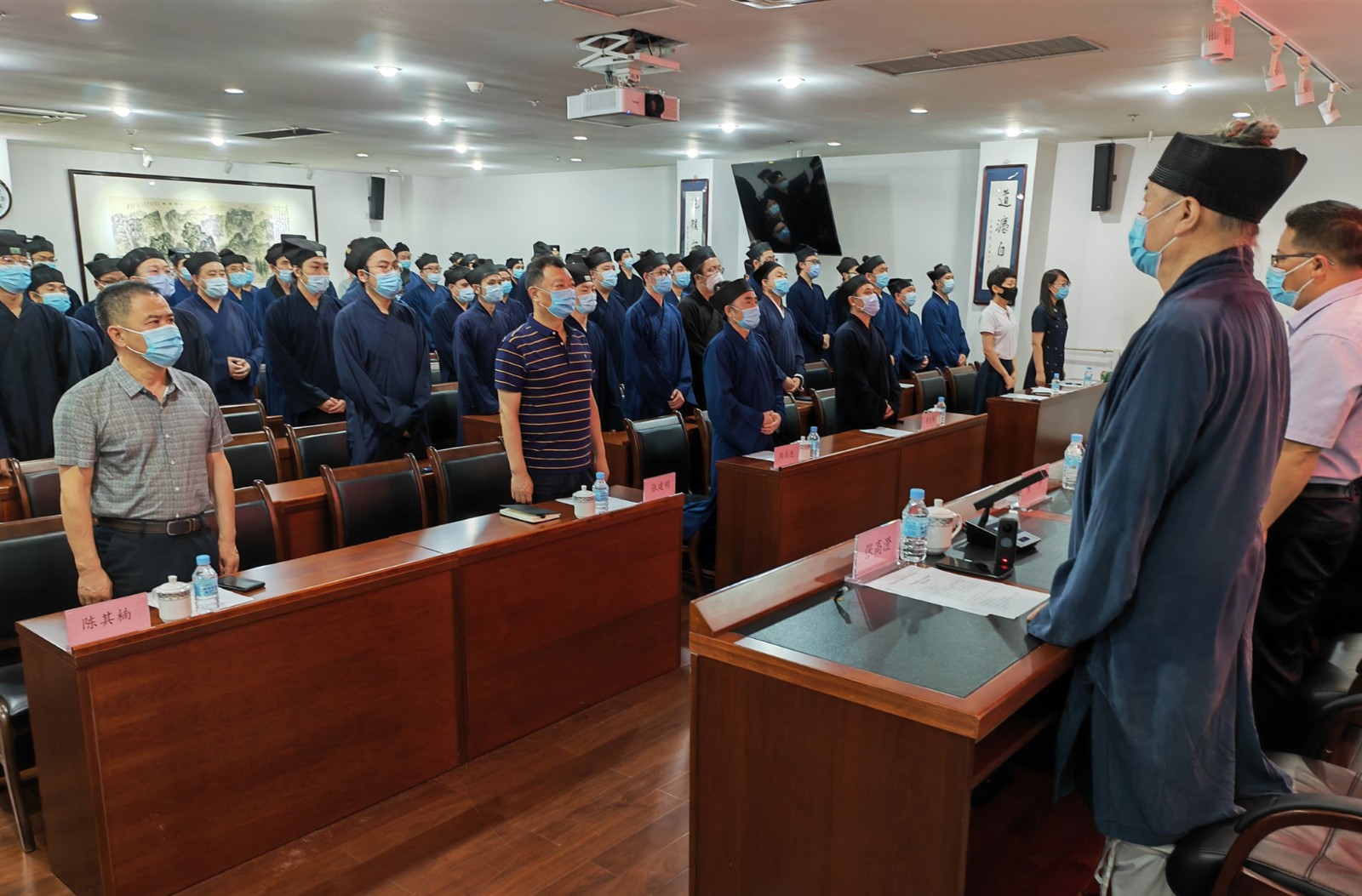 中国道教学院举行2018级本科生毕业典礼暨学士学位授予仪式