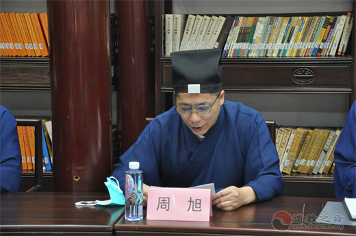 上海城隍庙住持吉宏忠道长作动员讲话