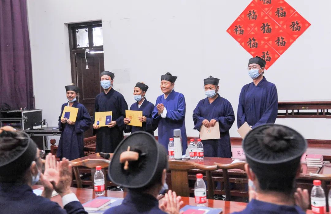 湖北省道教协会2022（壬寅）年全真派道士冠巾活动在武汉长春观举行