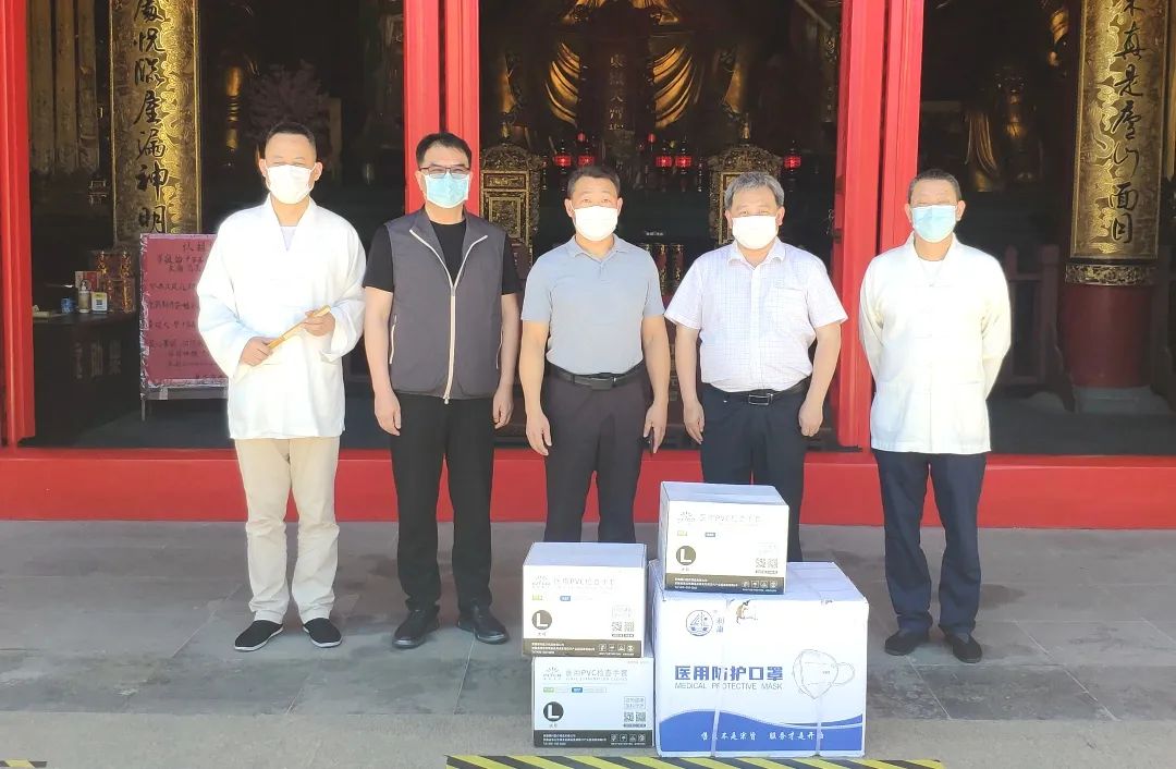 上海市民族宗教局调研松江区宗教活动场所