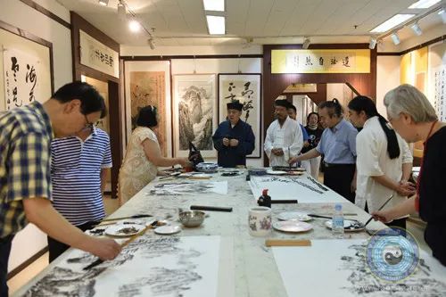 中国道教协会道家书画院举办“喜迎二十大、永远跟党走、奋进新征程”书画笔会