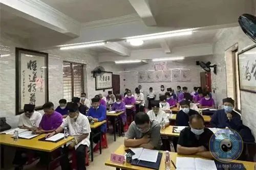 梅州市道教协会召开崇俭戒奢专题学习会