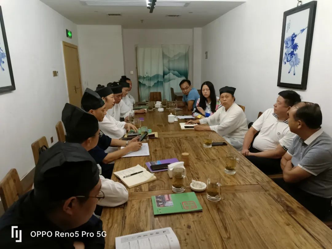 湖南省道教协会会长黄至安道长赴长沙等八市检查指导从严治教工作