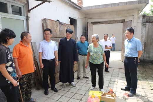 临沂市道教协会开展中秋走访慰问活动