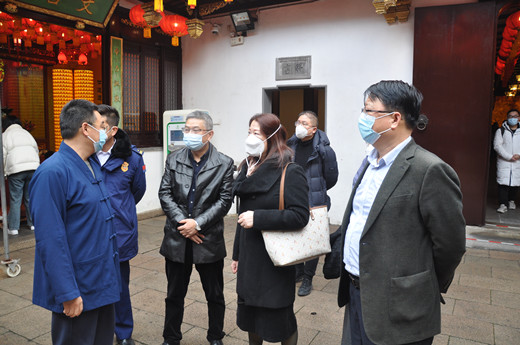 上海市黄浦区联合检查组检查上海城隍庙春节期间消防安全准备工作
