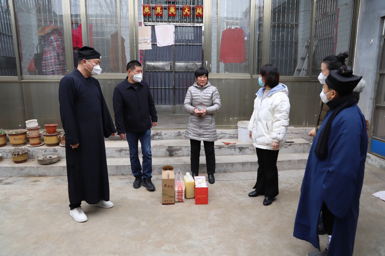临沂市道教协会开展一月份“每月一善，扶危济困”慈善活动