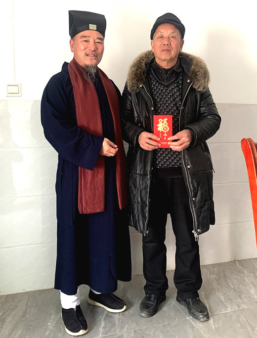 赣州市道教协会春节走访道教人士