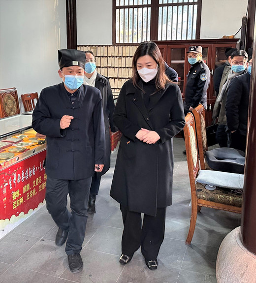 苏州市姑苏区多部门到苏州城隍庙联合检查春节安保工作