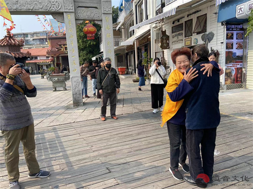 厦门朝宗宫喜迎金门妈祖宫庙文化发展协会秘书长李锡民