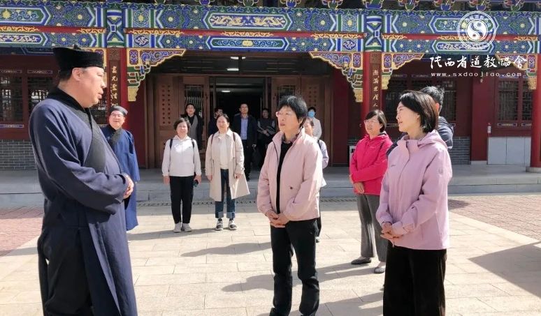 镇江市人大常委会到华阴市考察学习民族宗教工作
