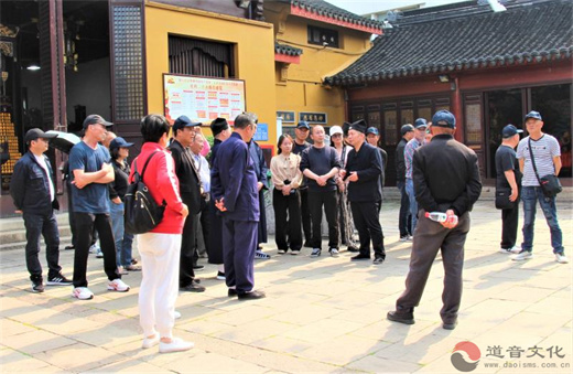 温州市鹿城区委统战部一行到苏州城隍庙调研