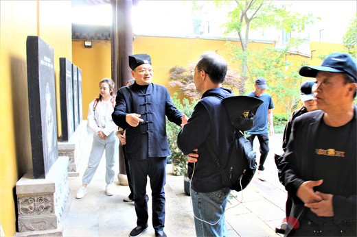 温州市鹿城区委统战部一行到苏州城隍庙调研
