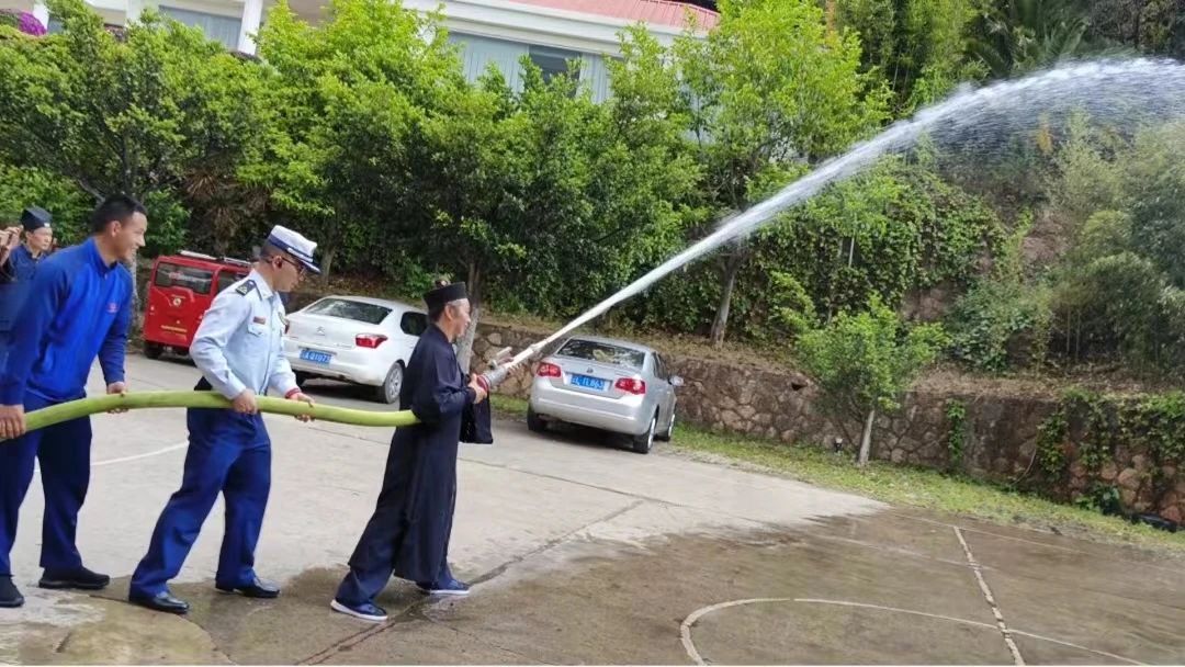 大理州道教协会举办学习贯彻党的二十大精神暨践行“四条标准”教职人员培训会