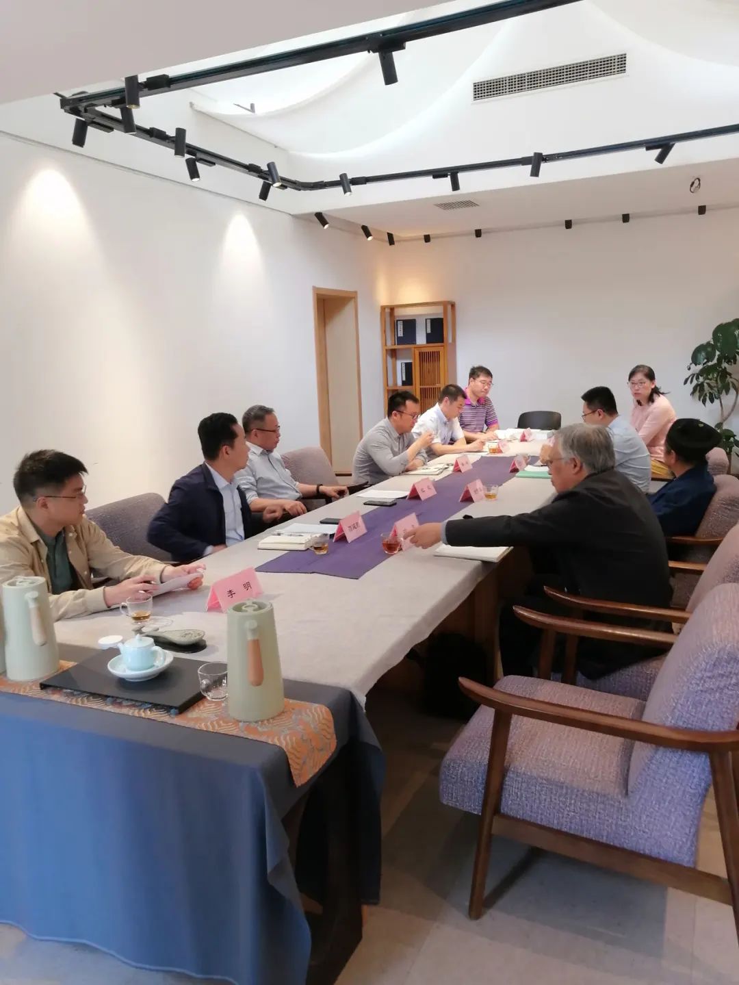 北京市人大民宗侨外办召集相关部门调研海淀区立马关帝庙修缮情况
