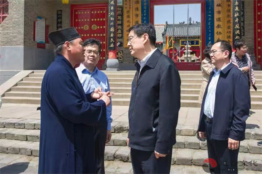 山东省委统战部副部长白山到临清泰山行宫碧霞元君祠走访调研宗教工作