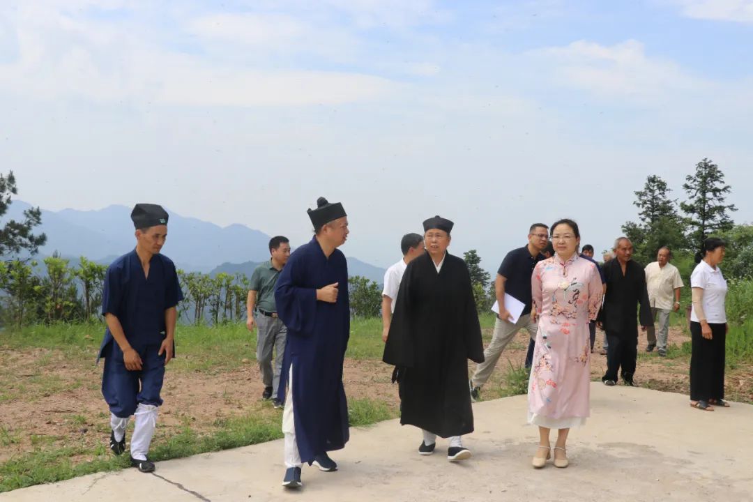 湖南省道协会长黄至安方丈调研邵阳道教工作