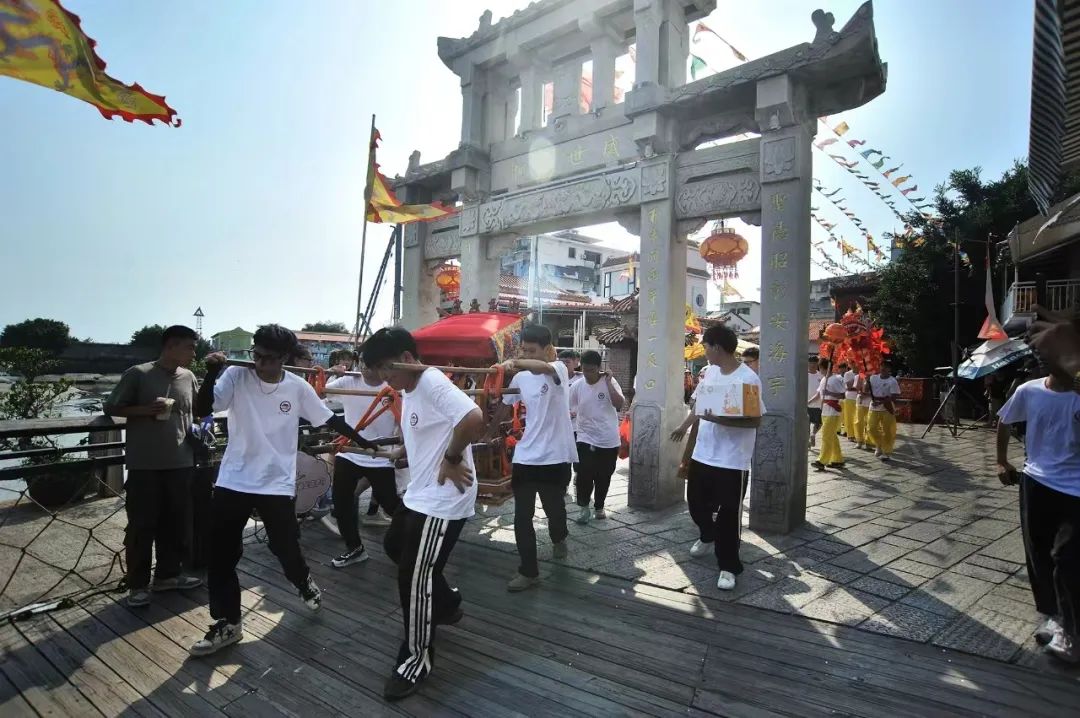 广东非遗项目英歌舞一行赴厦门朝宗宫交流-道音文化