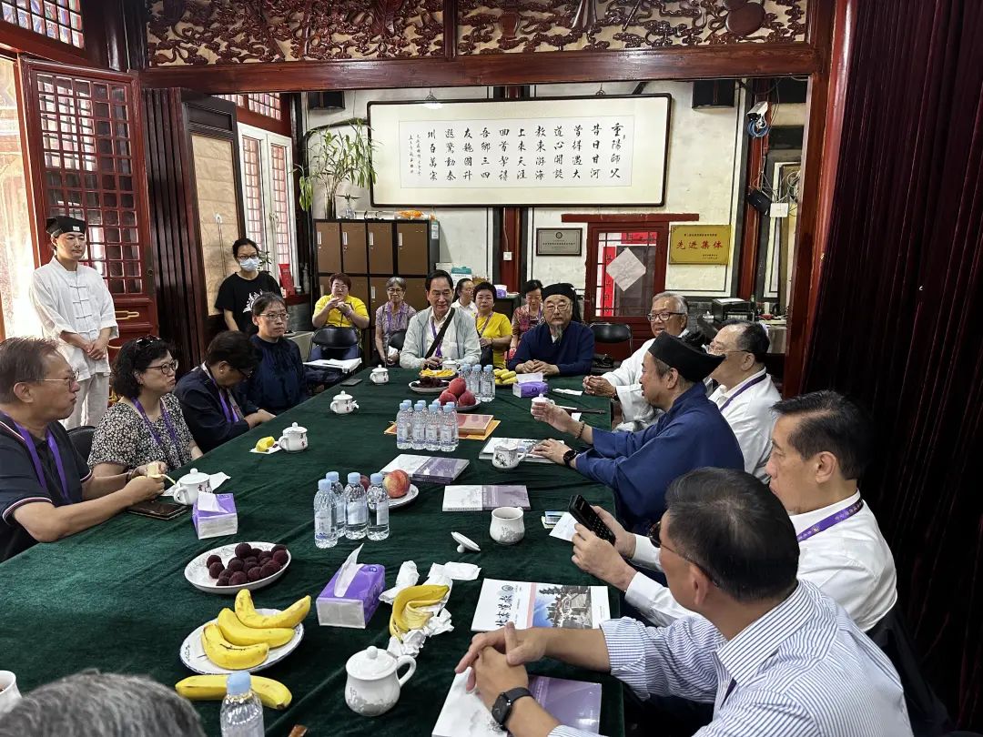 香港道教联合会访京团一行到访北京市道教协会