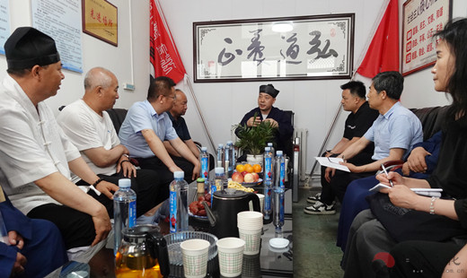 陕西道教协会会长胡诚林道长一行到榆阳关帝庙调研