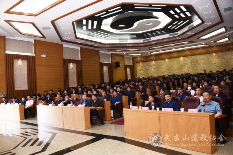 武当山道教协会举行“学习贯彻二十大、聚力奋进新征程”喜迎中国共产党建党102周年知识竞赛活动