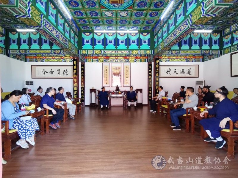 中国道协会长李光富道长视察武当山方丈升座暨传戒工作